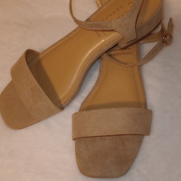 Shoes - Picture 2 of 4